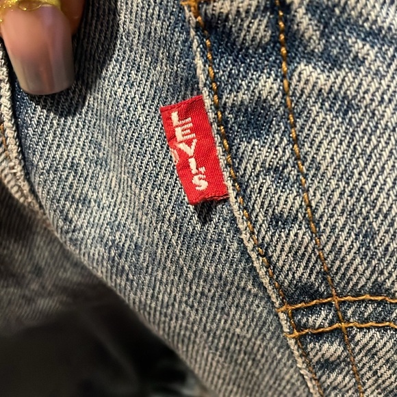 Levi’s Big E Wedgie Medium Wash Premium Jeans - Picture 6 of 11